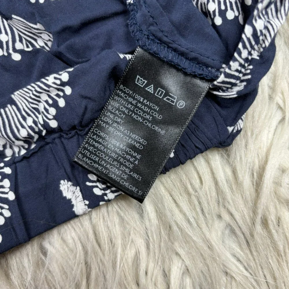 Urban‎ Outfitters Women's Floral Button Front Crop Top